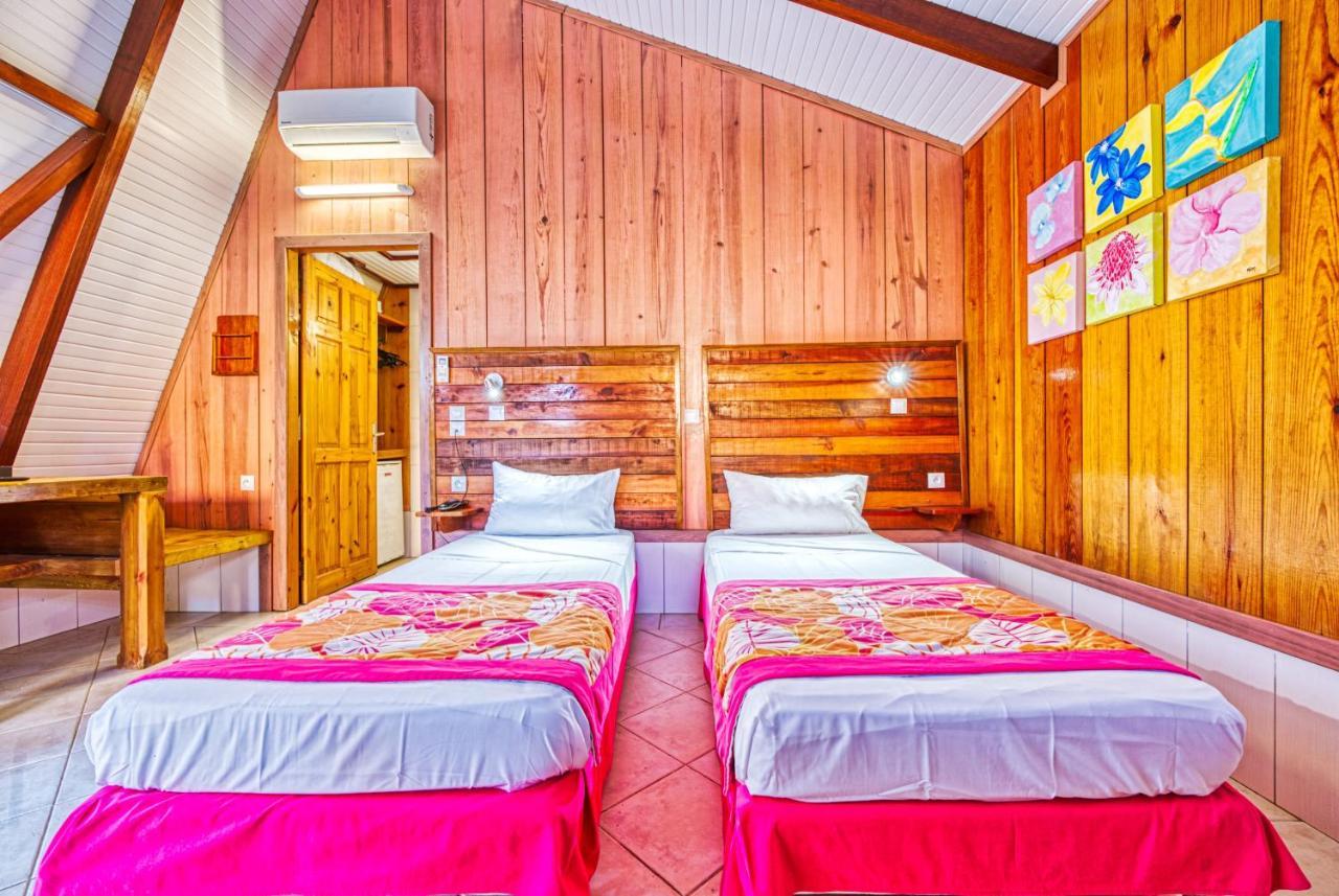 Hotel Bambou & Spa 莱特鲁瓦西莱 外观 照片